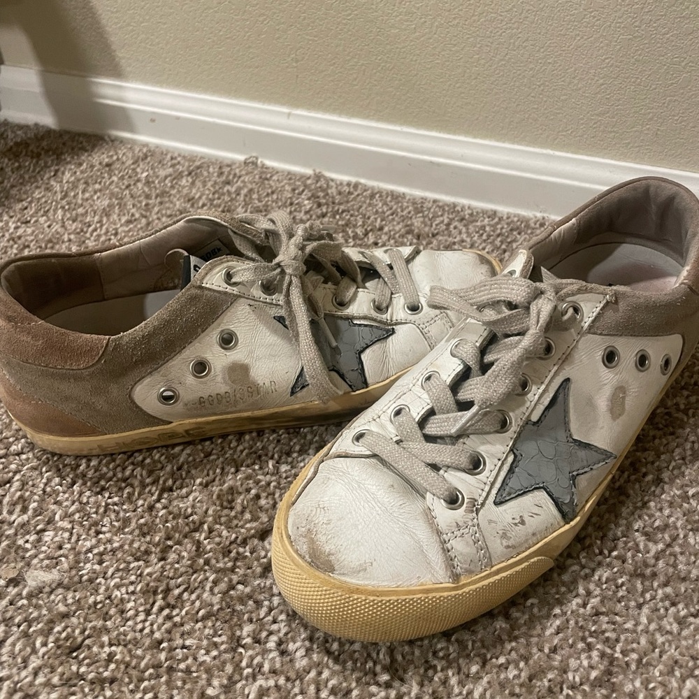 Golden Goose sneekers!